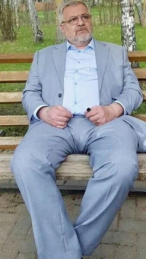 old man big bulge